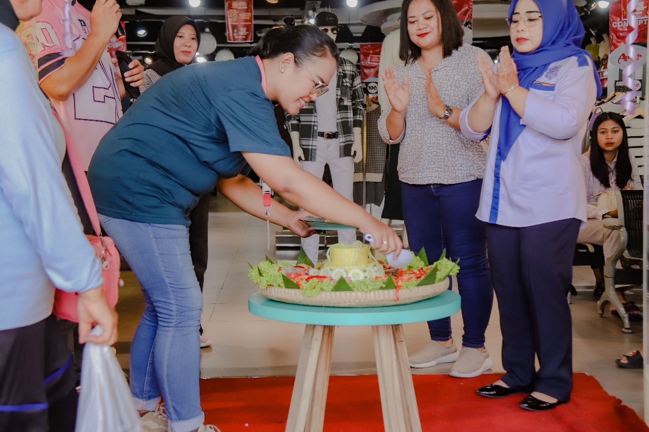 WhatsApp Image 2025-12-09 at 12.24.51 (2)